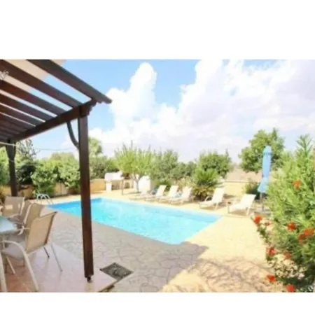 Sunshine Villa, Ayia Thekla 빌라 아이아 나파